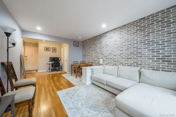 182-25 Wexford TER #410, Jamaica Estates, NY 11432