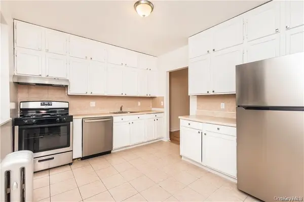 204 W 260th ST, Bronx, NY 10471