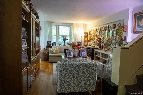 144-70 41st AVE #3H, Flushing, NY 11355