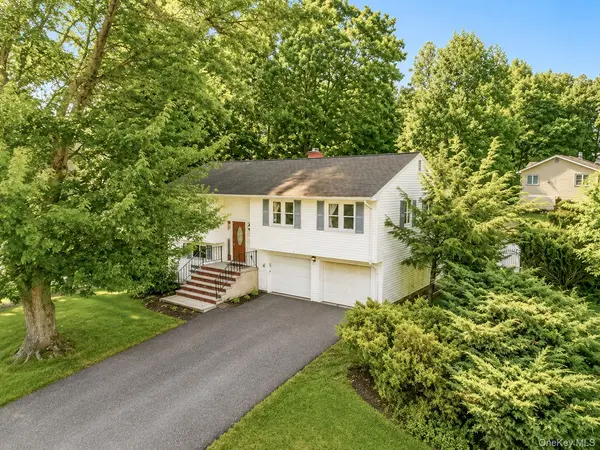 132 Hilltop RD, Monroe, NY 10950