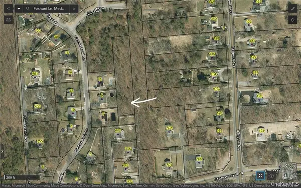 Lot 16 Fox Hunt LN, Yaphank, NY 11980