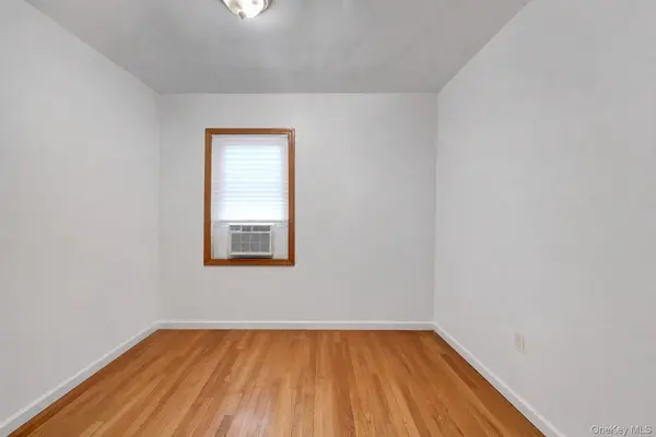1808 Hering AVE, Bronx, NY 10461