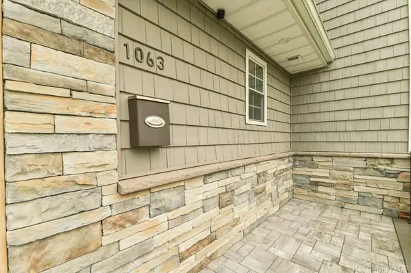 1063 Barrie AVE, Wantagh, NY 11793