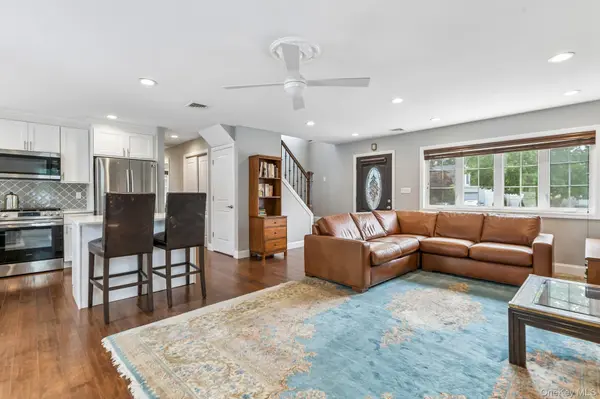 1063 Barrie AVE, Wantagh, NY 11793