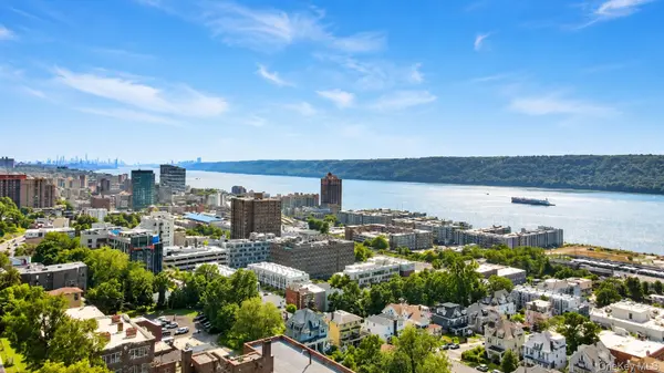 270 North Broadway #4A, Yonkers, NY 10701