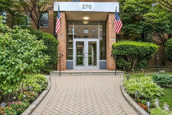 270 North Broadway #4A, Yonkers, NY 10701