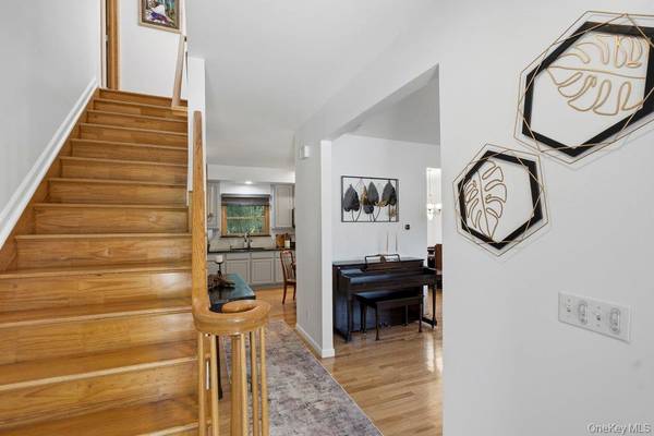 2066 Washington AVE, Seaford, NY 11783