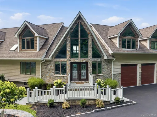 39 Julia CT, Mahopac, NY 10541