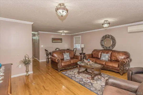 10752 Remington ST, Jamaica, NY 11435