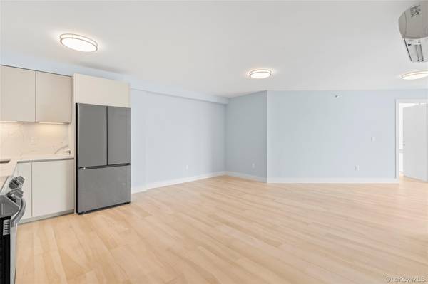 733 Ocean Pkwy #7C, Brooklyn, NY 11230