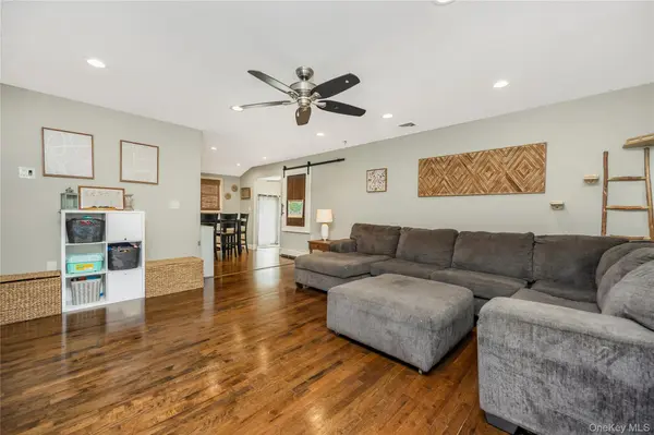 183 Cherokee ST, Ronkonkoma, NY 11779