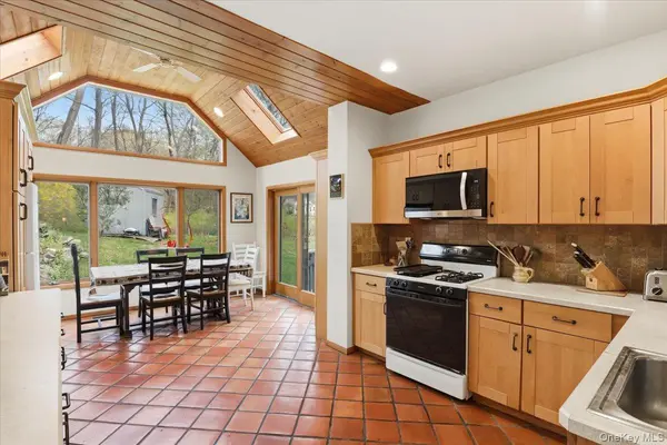 1 Branch ST, Goldens Bridge, NY 10526