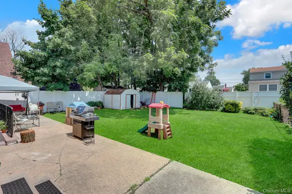 1 Prince ST, Hicksville, NY 11801