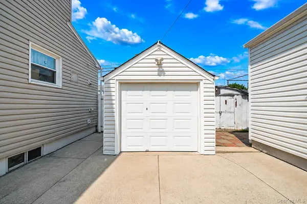 8602 241st ST, Bellerose, NY 11426