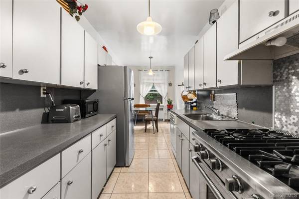 100 Avenue P #H1, Brooklyn, NY 11204