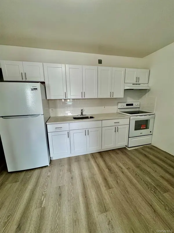 320 Jericho TPKE #2B, Floral Park, NY 11001