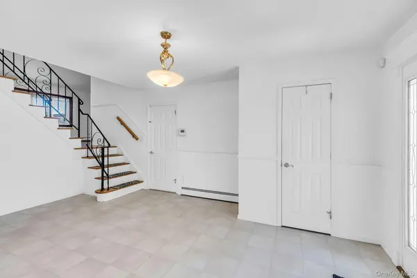 258 Lafayette RD, West Babylon, NY 11704