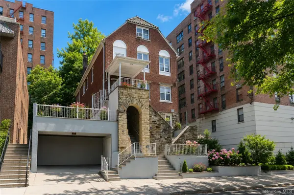 2854 Kingsbridge TER, Bronx, NY 10463