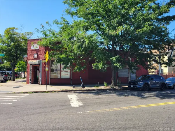 109-06 Farmers BLVD, Saint Albans, NY 11412