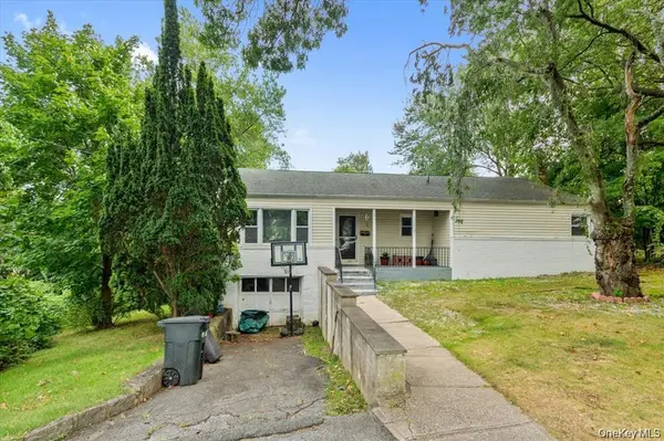 101 Cresthill RD, Yonkers, NY 10710