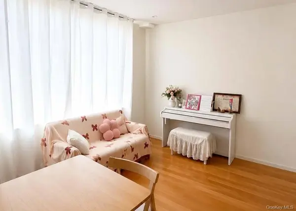 4223 Parsons BLVD #5C, Flushing, NY 11355