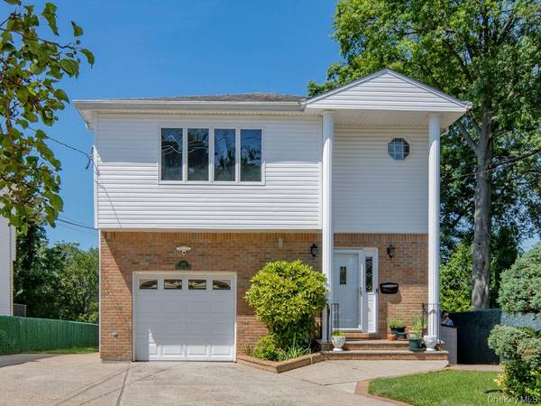 269 Marcus AVE, Garden City Park, NY 11040