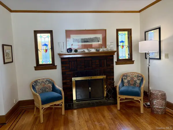 236-11 Seward AVE, Bellerose Manor, NY 11427