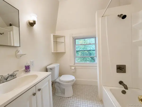66 N BROADWAY #8, Nyack, NY 10960