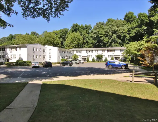 35 Avon CIR #A, Rye Brook, NY 10573