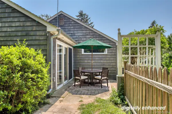 700 Plum Island LN, Orient, NY 11957