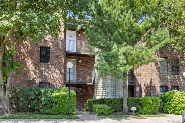 180 Davis AVE #12A, Bronx, NY 10465