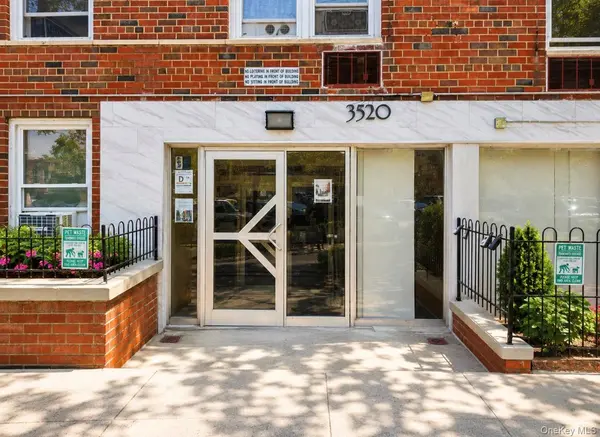 3520 Tryon AVE #208, Bronx, NY 10467