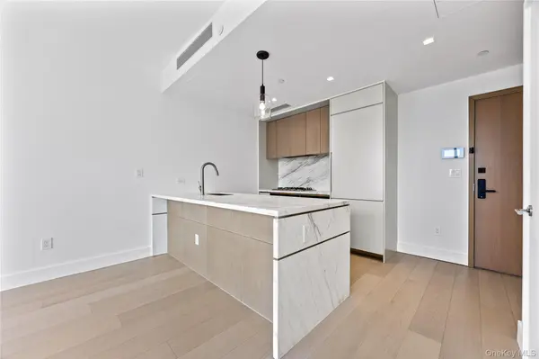 208 Delancey ST #PH3, New York (manhattan), NY 10002