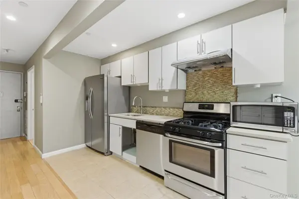 14328 41st AVE #2D, Flushing, NY 11355