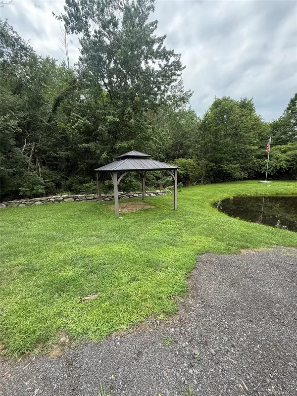 82 Church ST, Wallkill, NY 12589