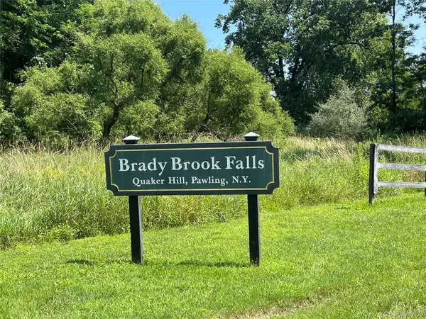 14 Akindale RD, Pawling, NY 12564