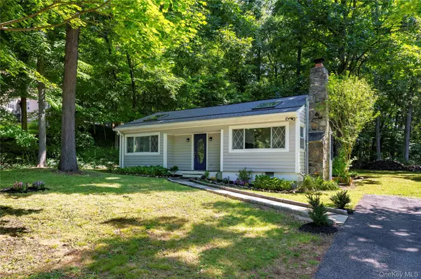 6 Hemlock Trail CT, Carmel, NY 10512