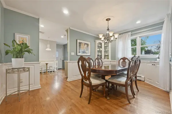 31 Yale ST, Garden City, NY 11530