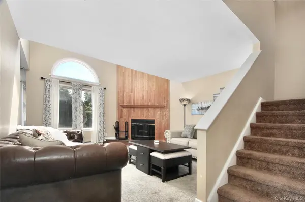 172 Fairway DR #U172, Carmel, NY 10512