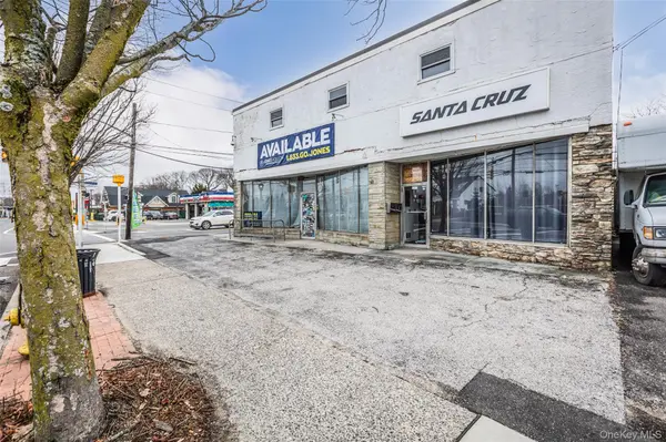 213 Higbie LN, West Islip, NY 11795