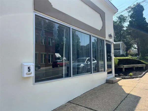 2-8 A Forest AVE #5, Glen Cove, NY 11542