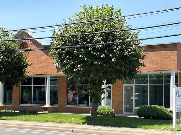 355 Union BLVD, West Islip, NY 11795