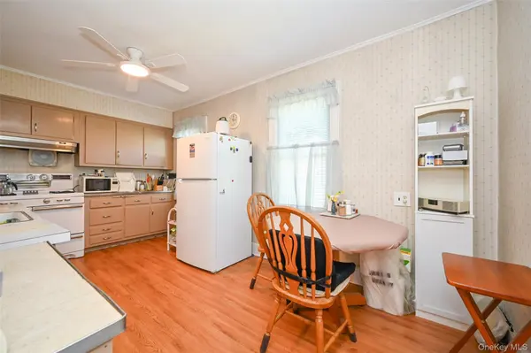 171-37 Courtney AVE, Flushing, NY 11358