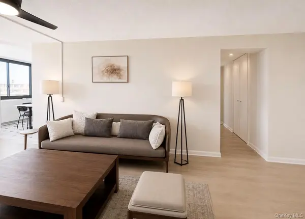 1 BAY CLUB DR #21K, Bayside, NY 11360