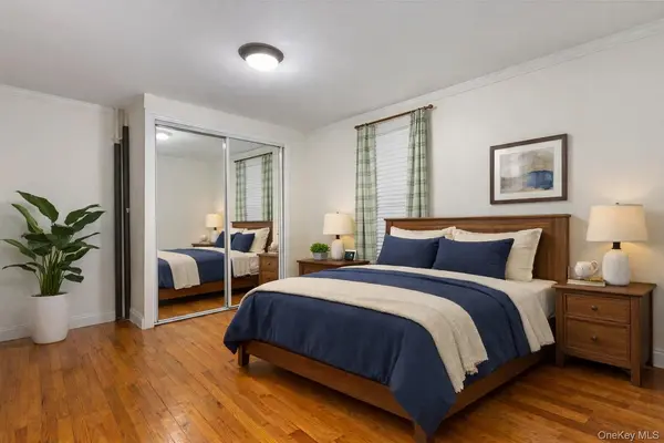 1727 Hunt AVE, Bronx, NY 10462