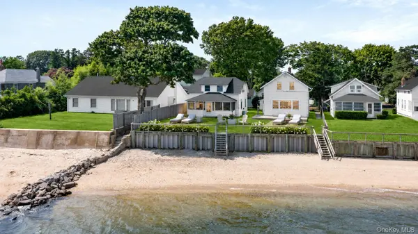 18 Smith LN, Jamesport, NY 11947