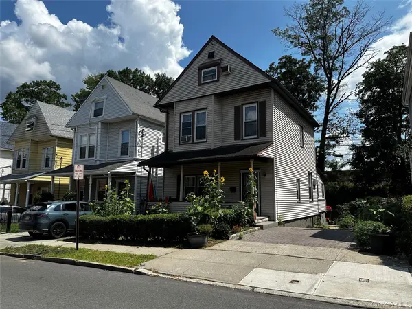 44 Claremont PL, Mount Vernon, NY 10553