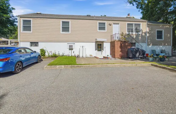 198 Terry RD, Smithtown, NY 11787