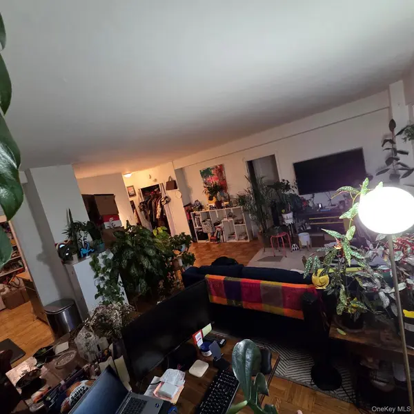 6 Fordham Hill OVAL #8H, Bronx, NY 10468