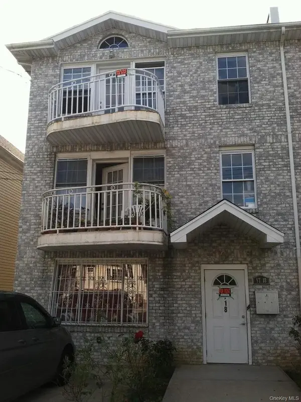 9718 125th ST, Richmond Hill, NY 11419